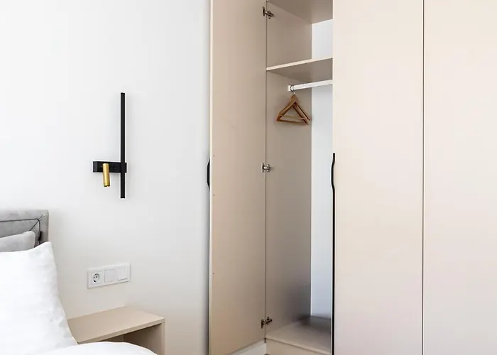 Cohost I 2bd Near Centre Apartment